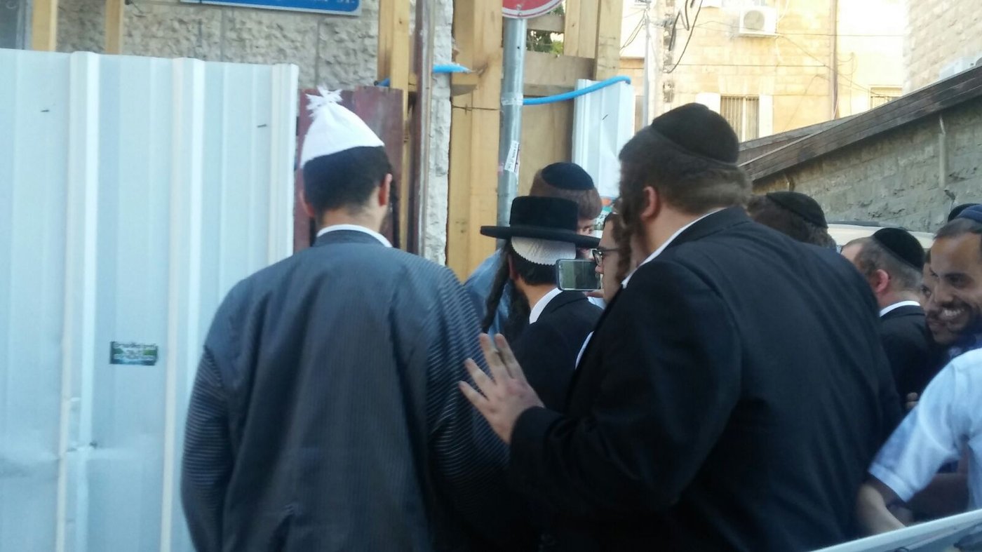 שב למשפחתו: יואליש קרויס התקבל בשמחה במאה שערים. צפו