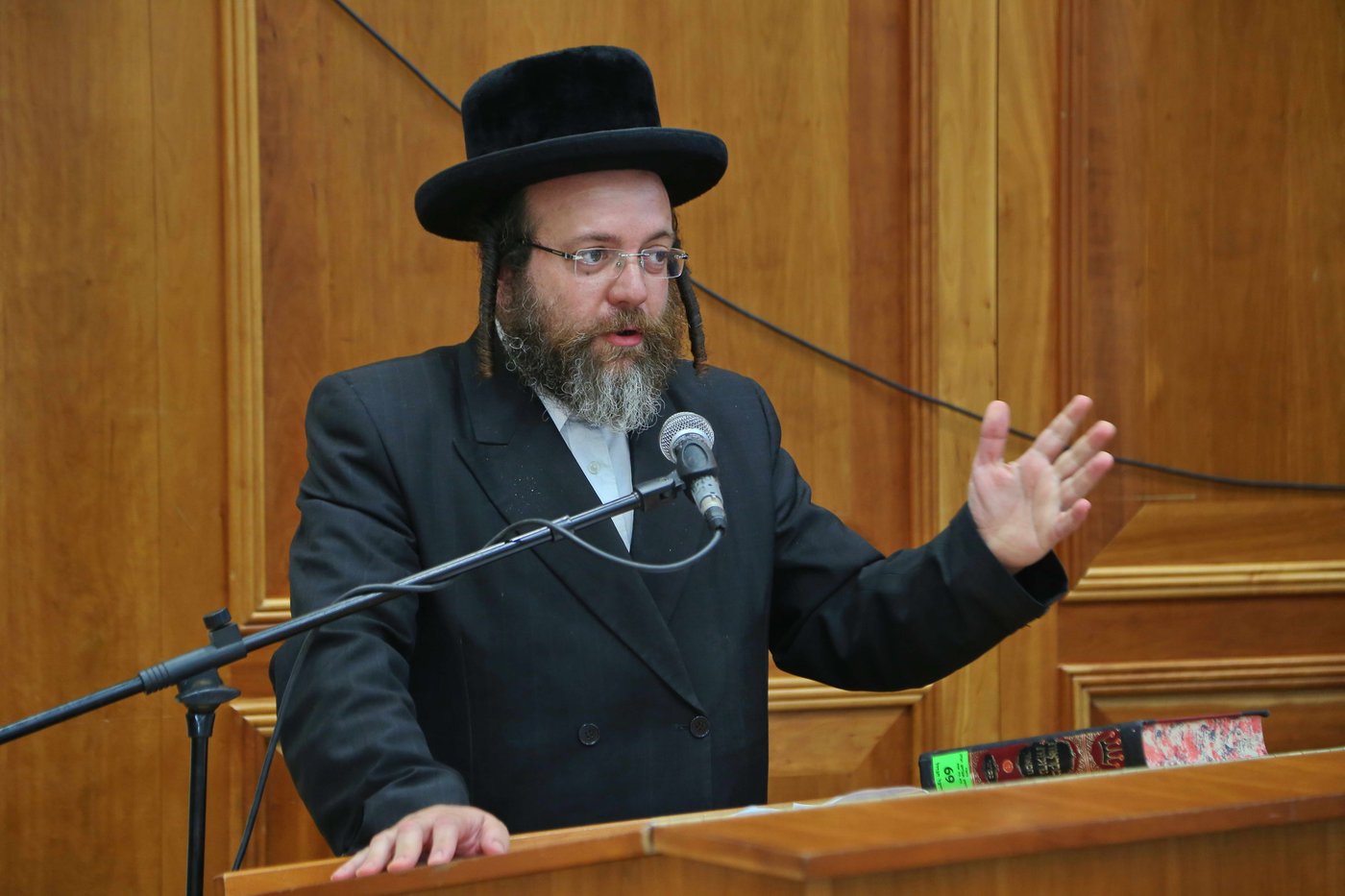 מסיבת חומש בחיידר תולדות אברהם יצחק • צפו