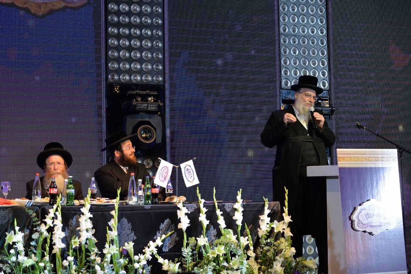 השדכנים דנו: איך מוצאים שידוכים לאלטרע'ס?