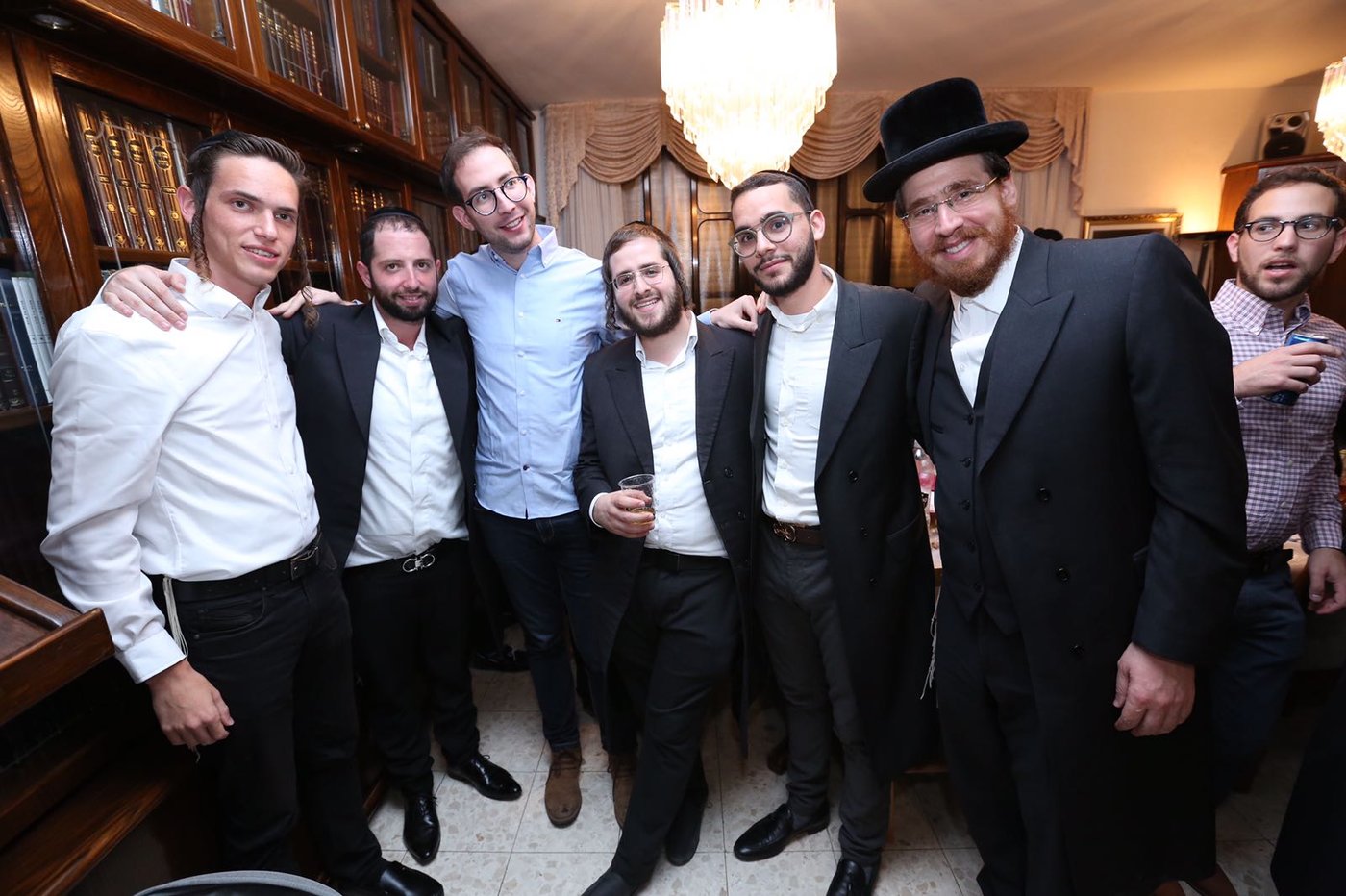 מזל טוב: מוישי ביכלר התארס עם מרגלית שפריי