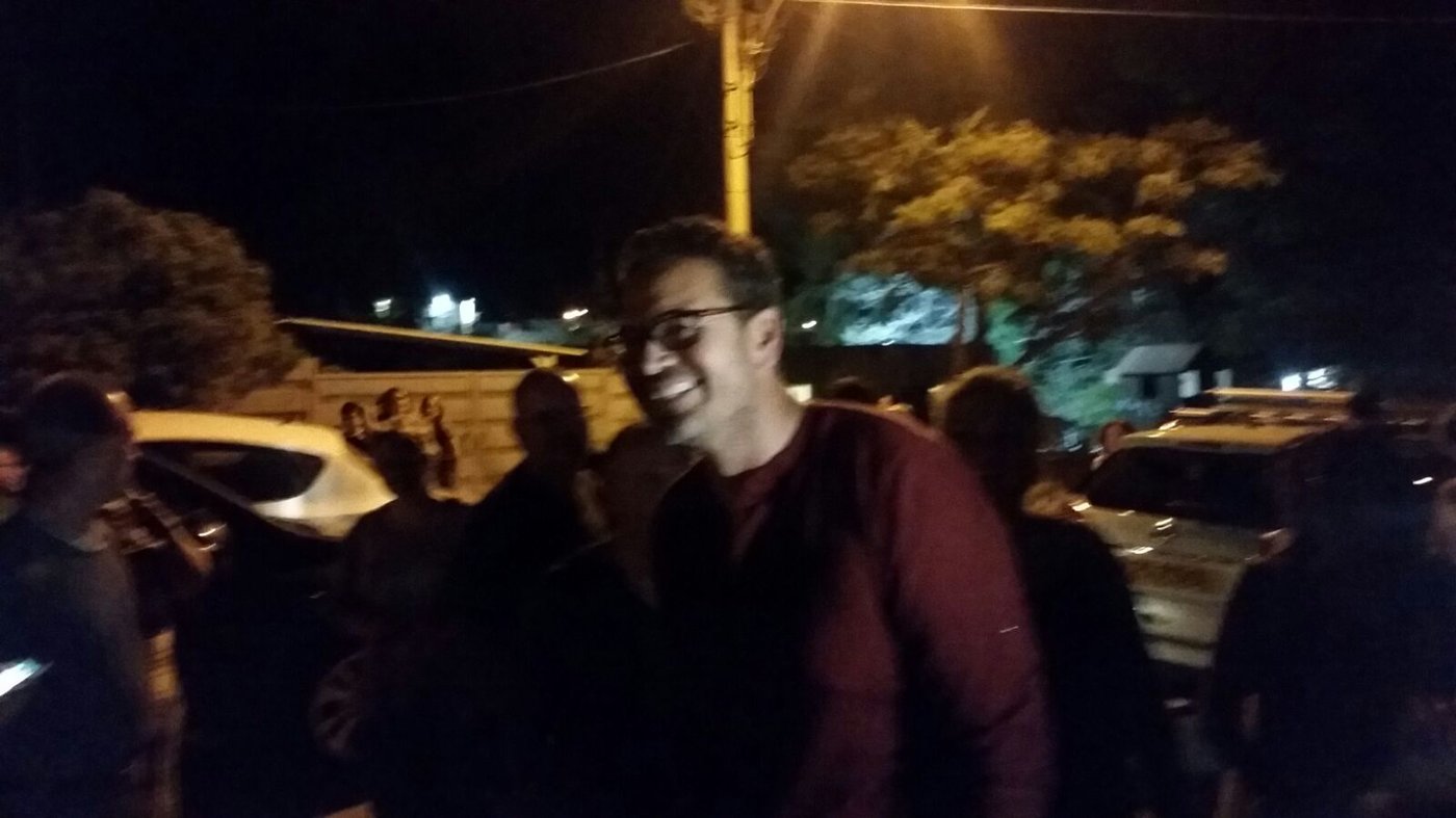 אש בערד: האדמו"ר הוצג בביזיון - חסידי גור מחו • צפו