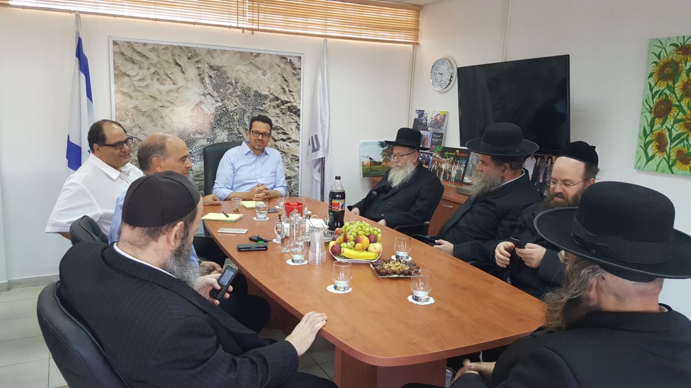 הפגישה