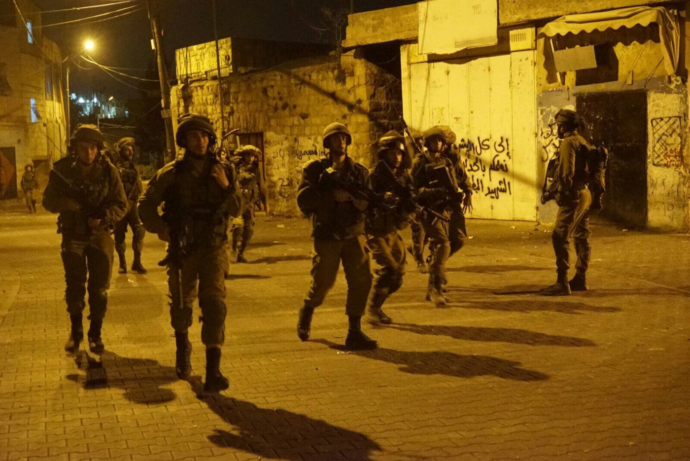 בכפר המחבל: צה"ל החרים 50 מכוניות ונשק