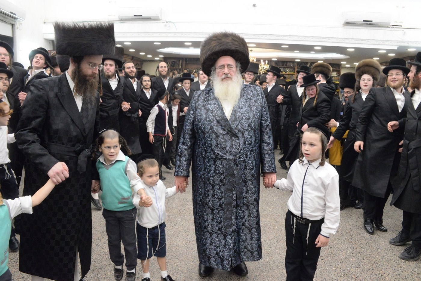 שמחת בית השואבה בחצר ספינקא • תיעוד