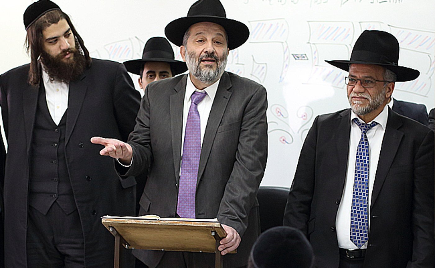 קריספל, דרעי ופרוש