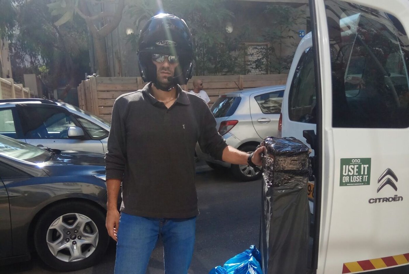 מכרו ציוד להקמת מעבדת גידול סם ונעצרו