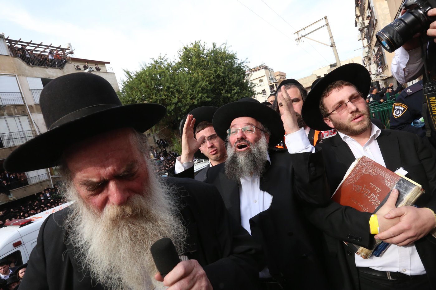 שש שעות, שישים תמונות: נפרדים ממרן הגראי"ל שטיינמן
