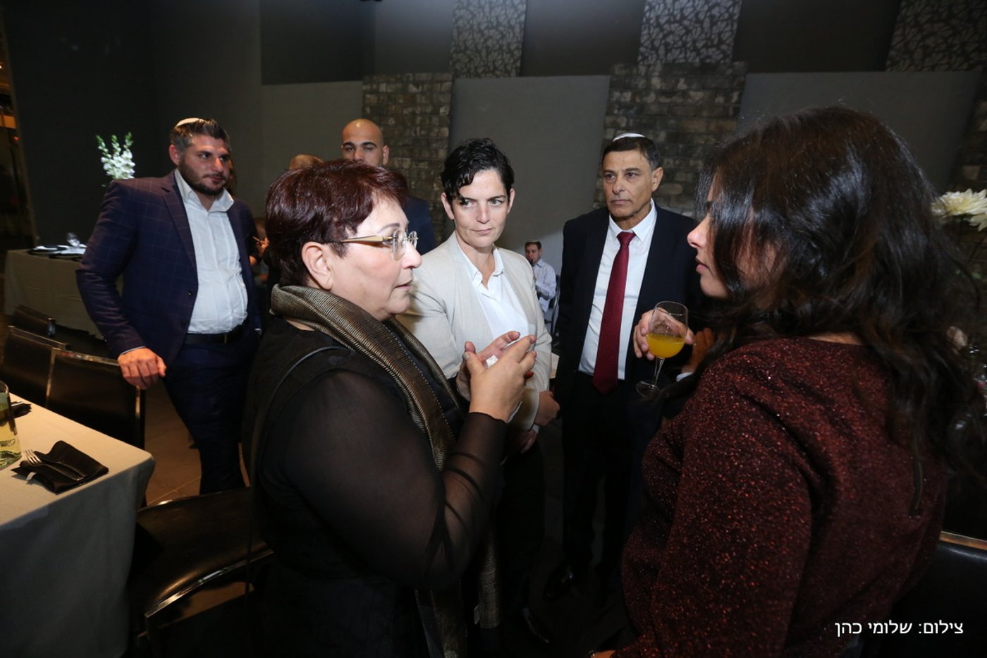 רבנים ואישי ציבור בחתונת בת היועץ למינוי דיינים