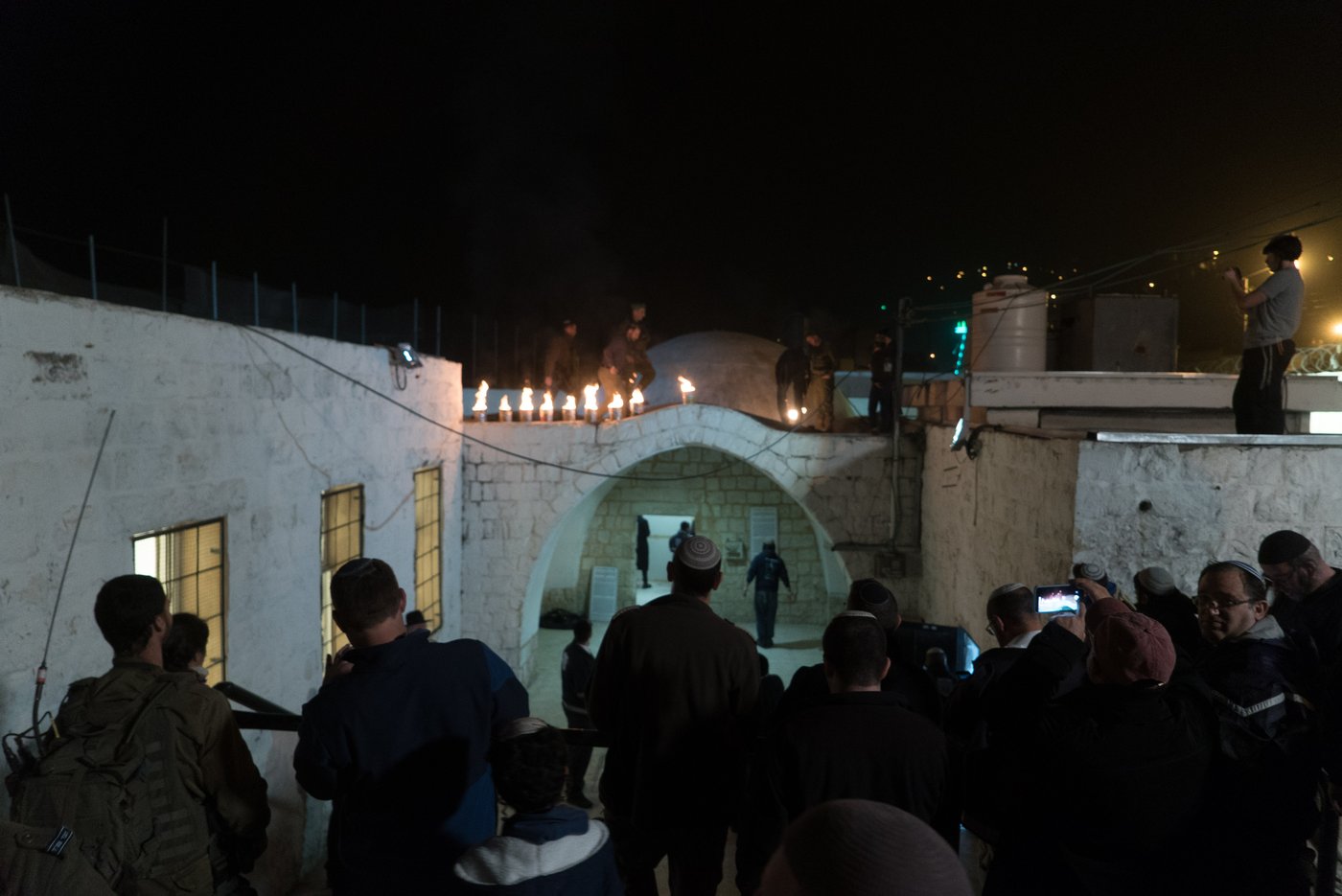נר אחרון בקבר יוסף עם לוחמי גדוד שקד וחטיבת שומרון • צפו