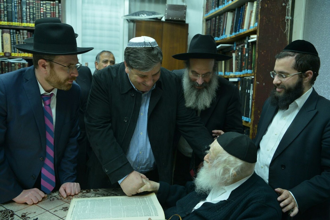 סיור מיוחד של יו"ר קק"ל: להכיר את המגזר החרדי לעומקו
