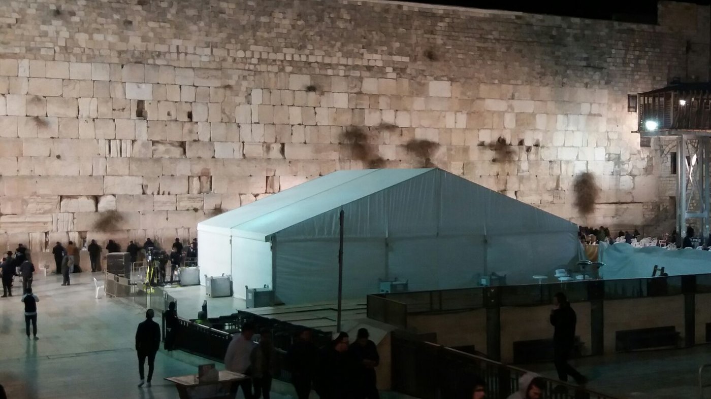 תיעוד: כך נערכו בכותל לבואו של מייק פנס