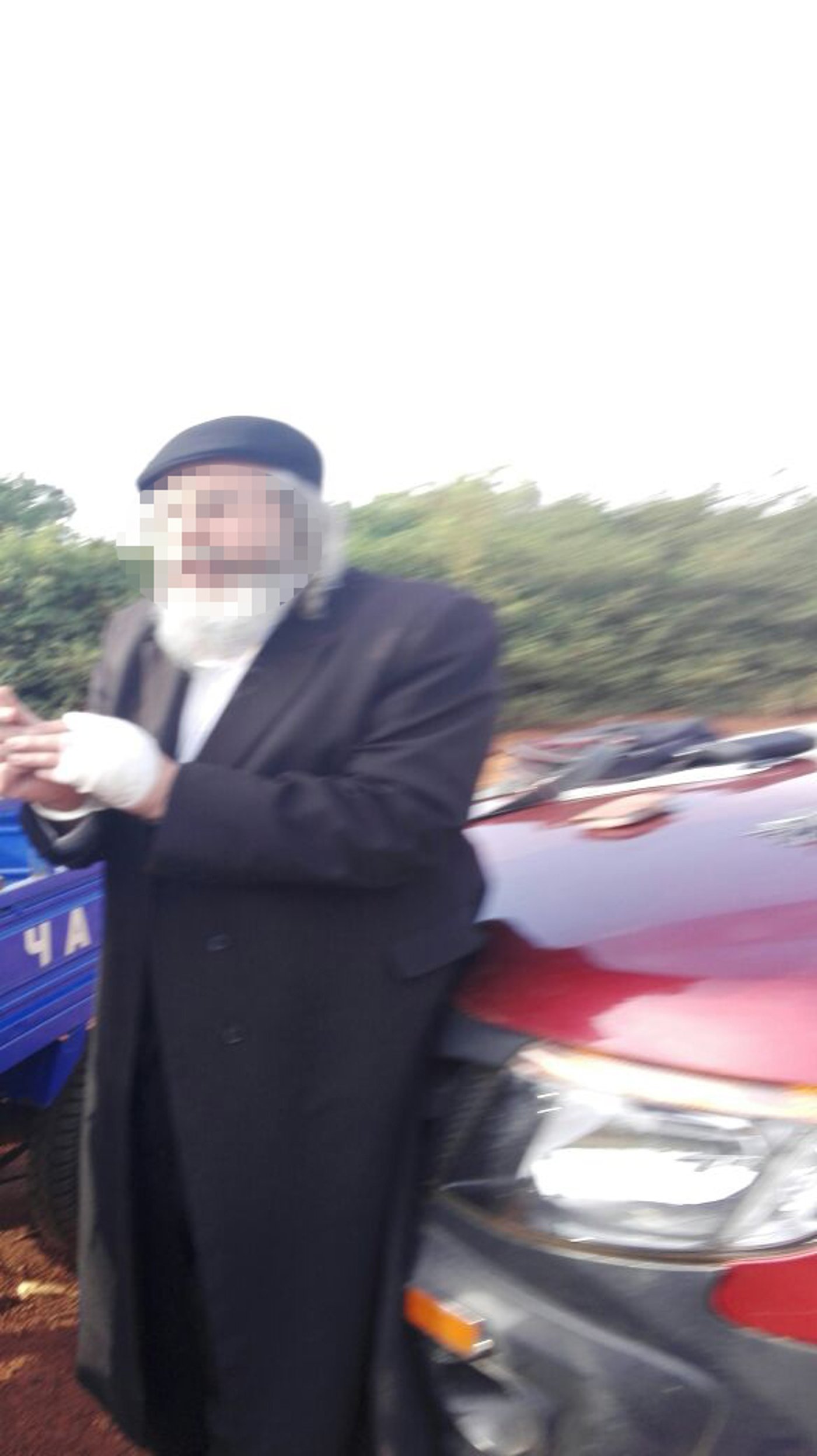 המשגיח בעת מעצרו בקניה
