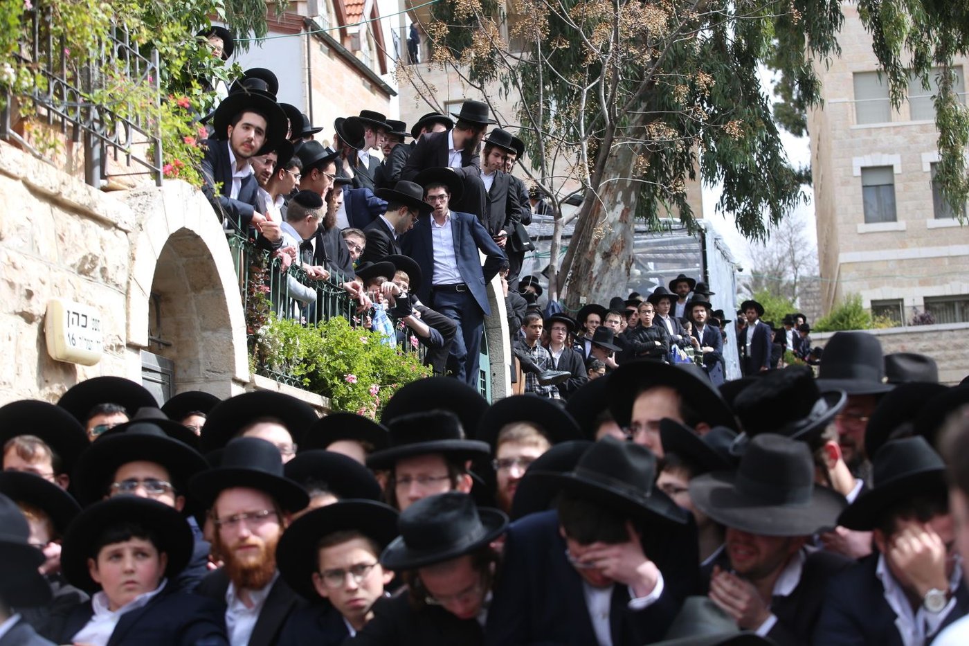 הלווית הגר"ש אוירבך זצ"ל • הגלריה של שלומי כהן