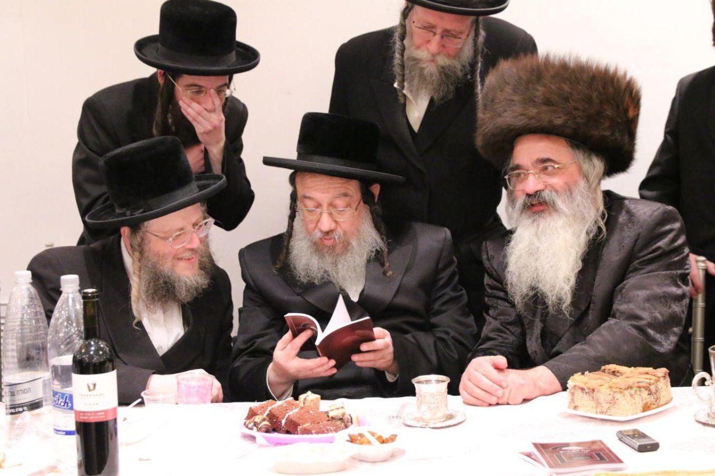 בר מצווה לנכד האדמו"ר מלעלוב ירושלים • גלריה