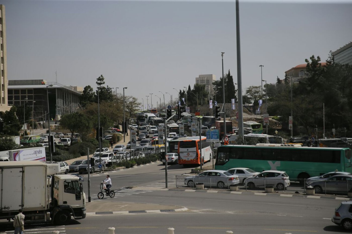 ירושלים נצורה: פקקי ענק ונהגים מתוסכלים