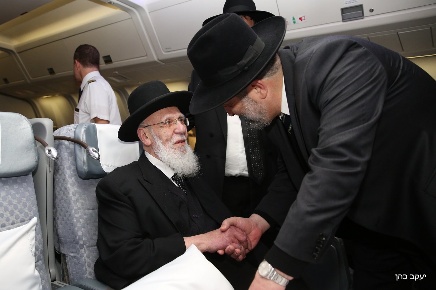 נשיא המועצת הגר"ש כהן המריא למסע במקסיקו