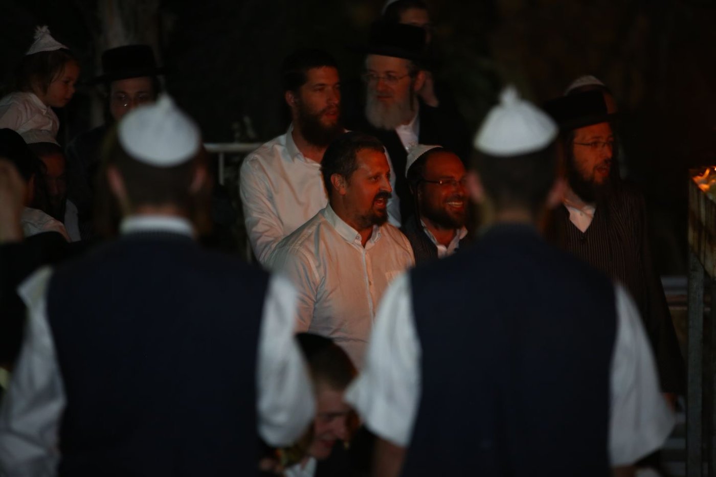 ערב לפני: ההדלקה של מפיקי מדורת תולדות אהרן