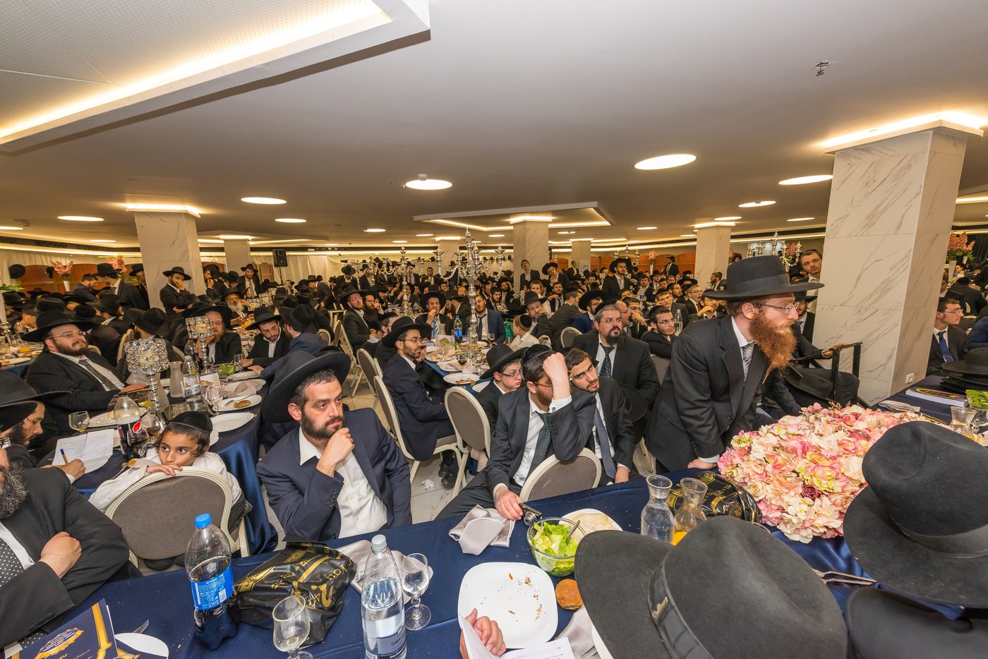 הכנסת ס"ת ביארצייט הראשון ב'קרית מלך'