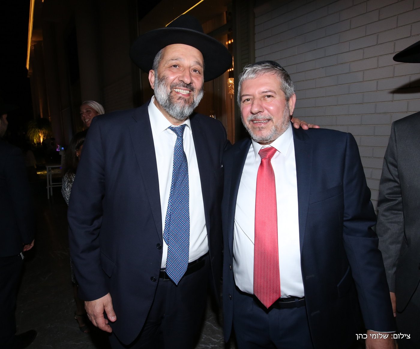 הרל"ש של הראשל"צ חיתן את בנו • צפו בגלריה