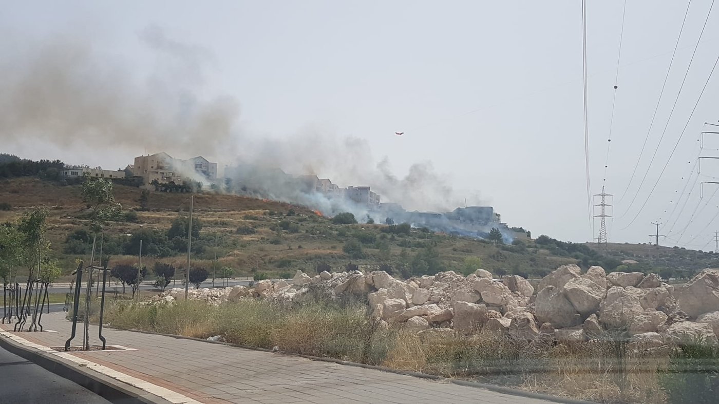 שריפת ענק בבית שמש; בית כנסת עלה בלהבות