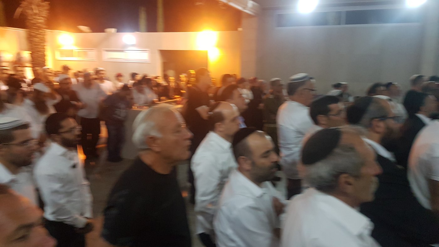 המונים ליוו למנוחות את בת ראש הישיבה