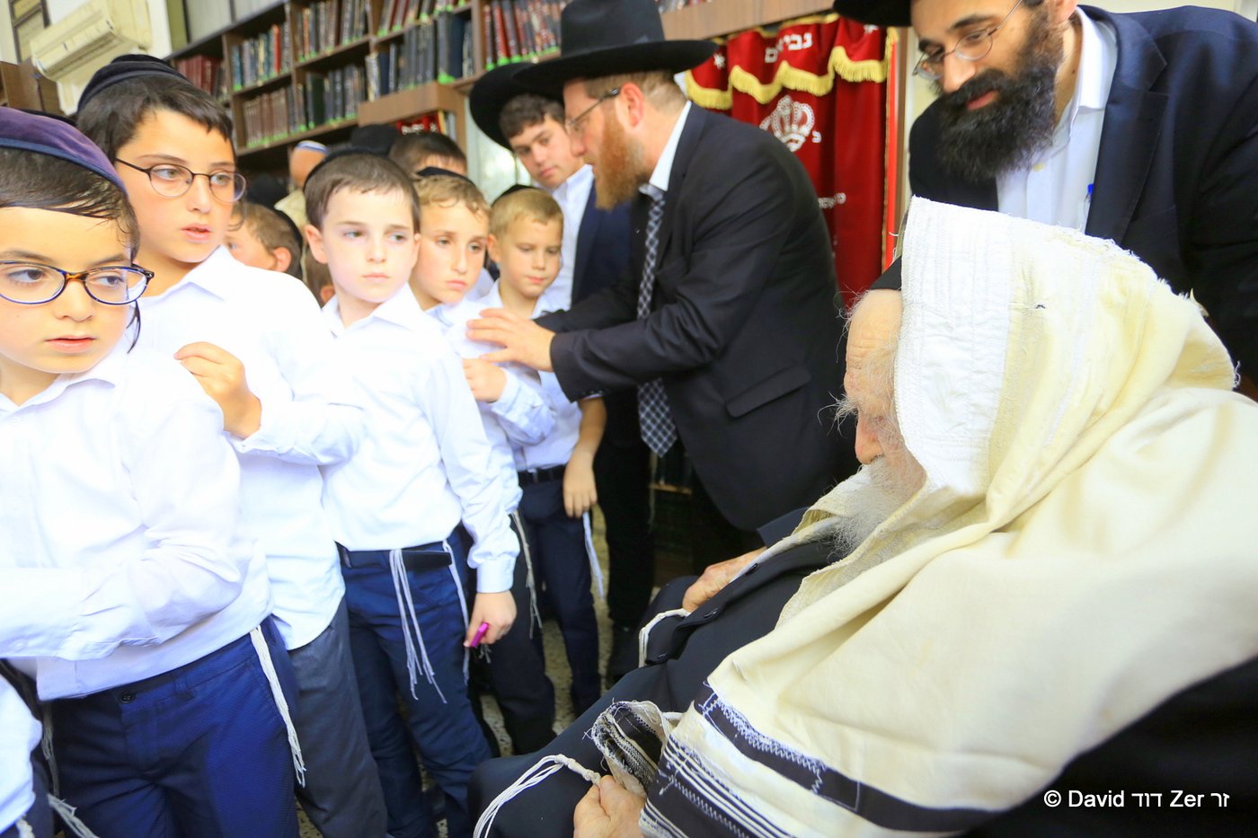 אצל גדולי ישראל: התלמידים נבחנו על 'ויקרא'