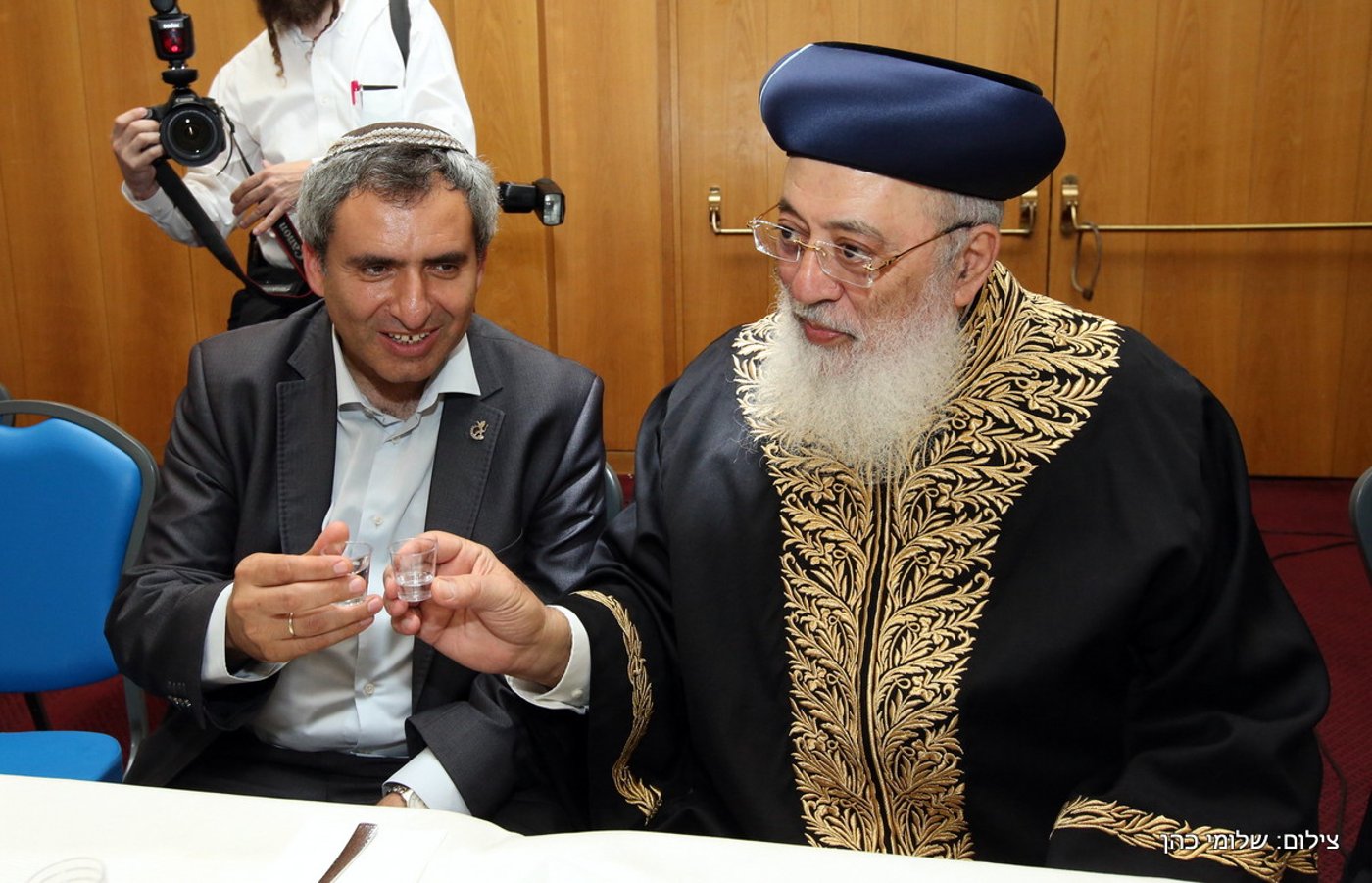 יוסי אליטוב חיתן וכולם התייצבו לברך • צפו
