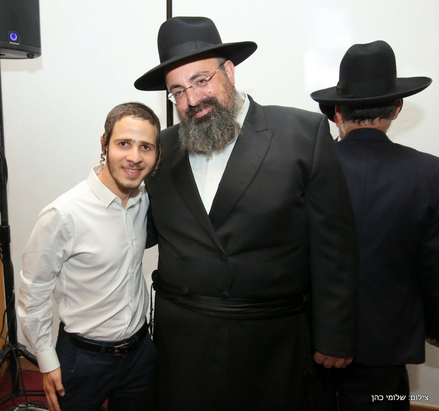 יוסי אליטוב חיתן וכולם התייצבו לברך • צפו