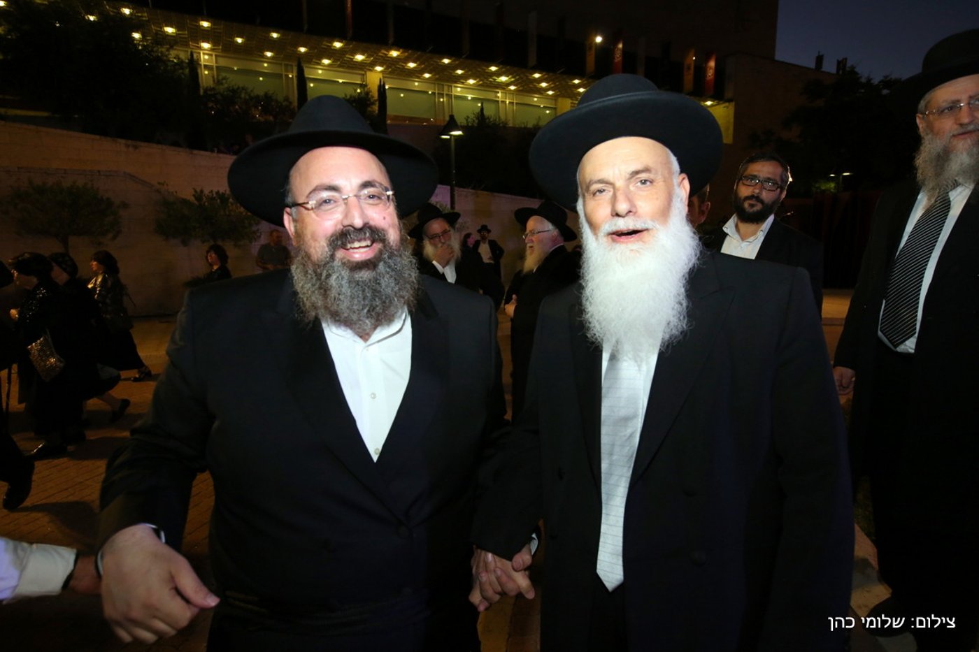 יוסי אליטוב חיתן וכולם התייצבו לברך • צפו