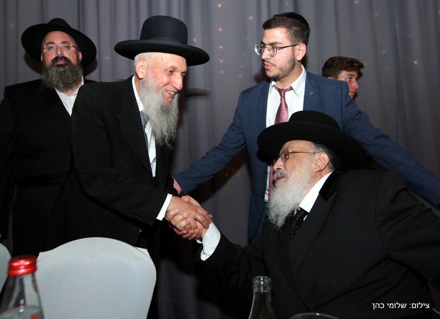 יוסי אליטוב חיתן וכולם התייצבו לברך • צפו