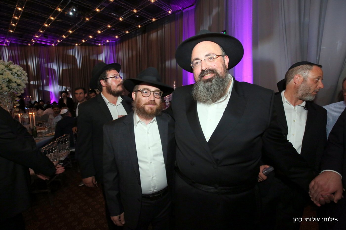 יוסי אליטוב חיתן וכולם התייצבו לברך • צפו