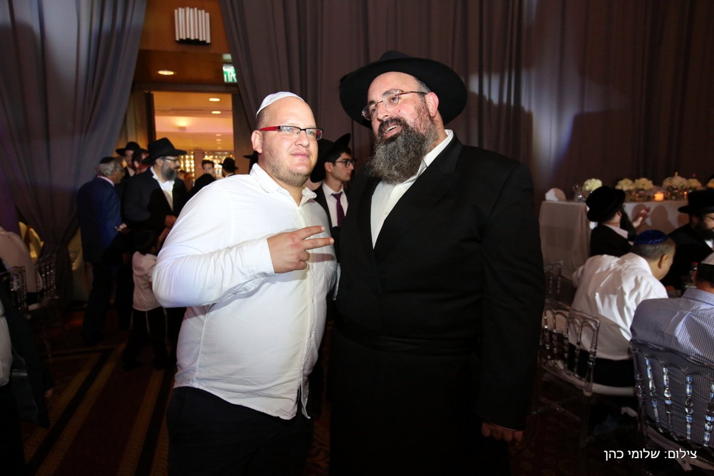 יוסי אליטוב חיתן וכולם התייצבו לברך • צפו