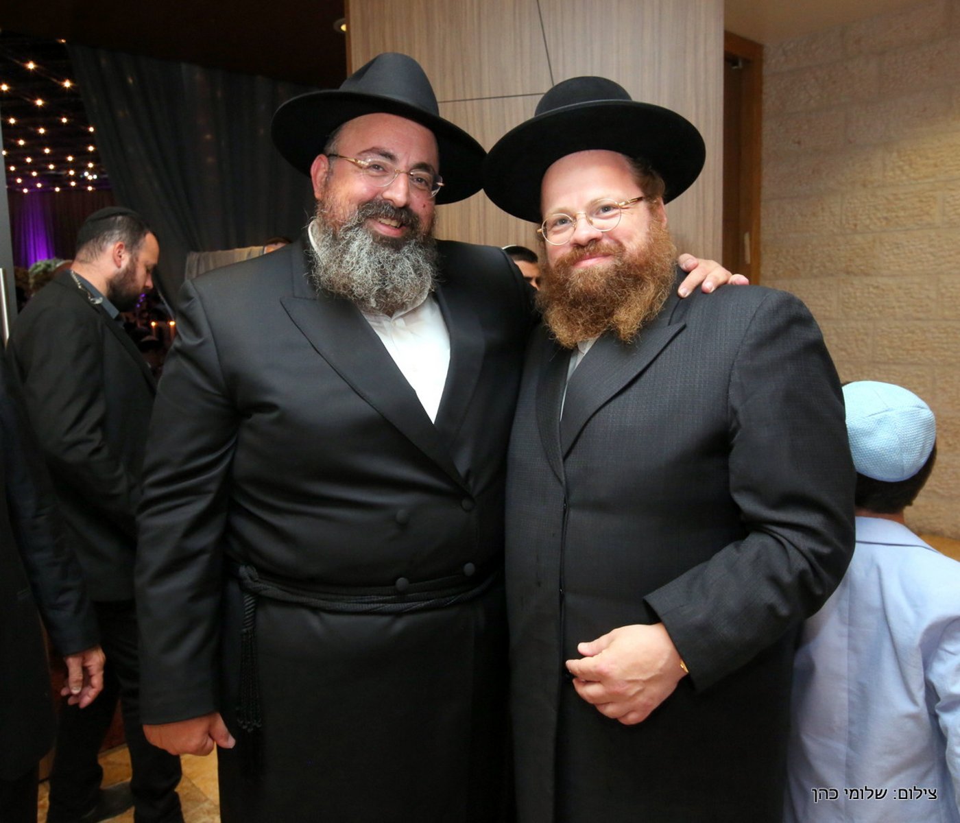 יוסי אליטוב חיתן וכולם התייצבו לברך • צפו