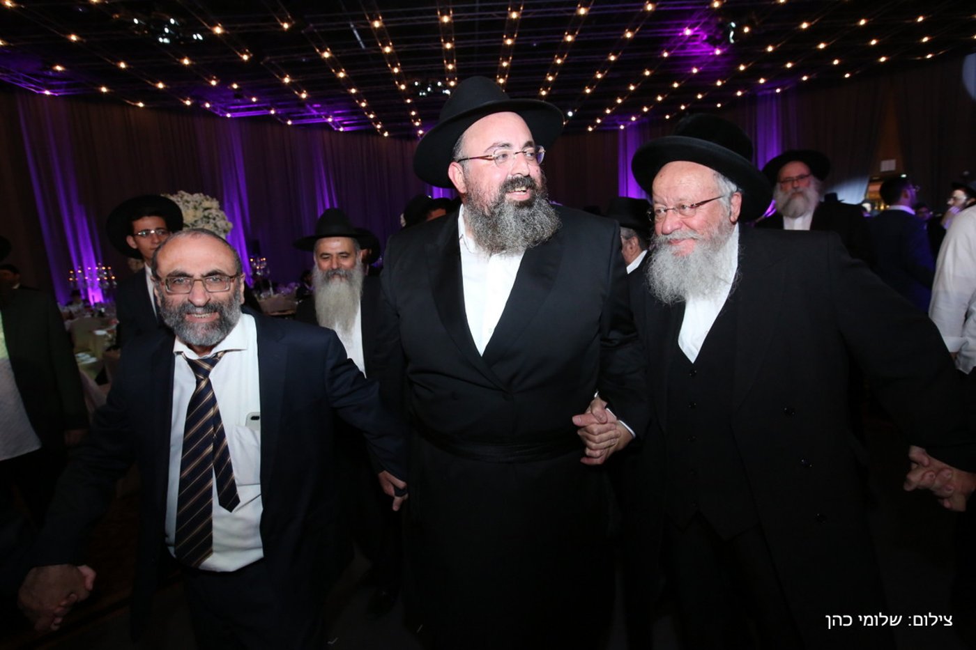 יוסי אליטוב חיתן וכולם התייצבו לברך • צפו