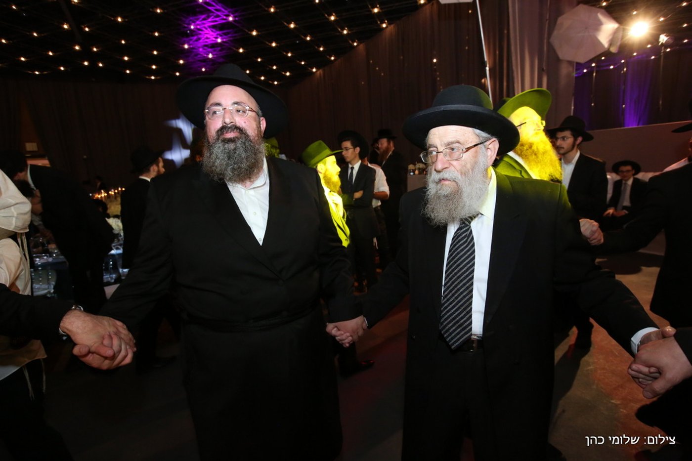 יוסי אליטוב חיתן וכולם התייצבו לברך • צפו