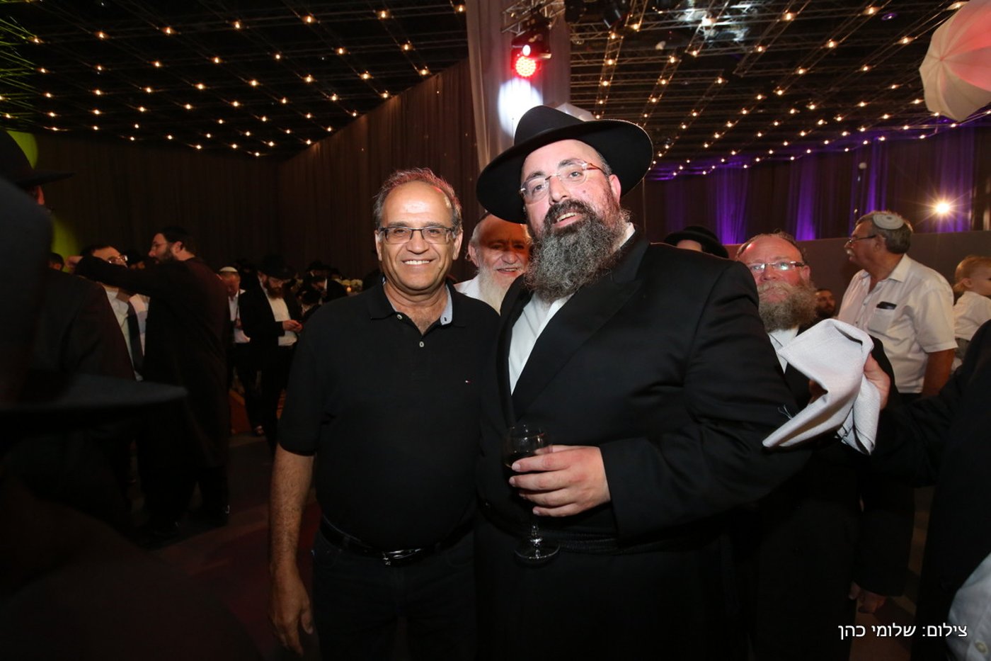 יוסי אליטוב חיתן וכולם התייצבו לברך • צפו