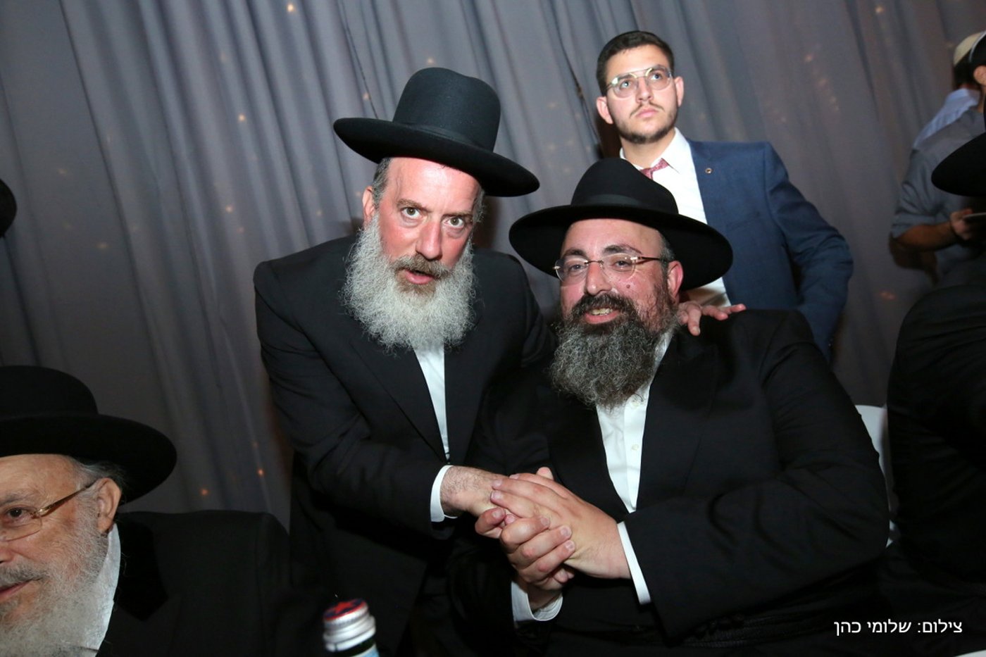 יוסי אליטוב חיתן וכולם התייצבו לברך • צפו