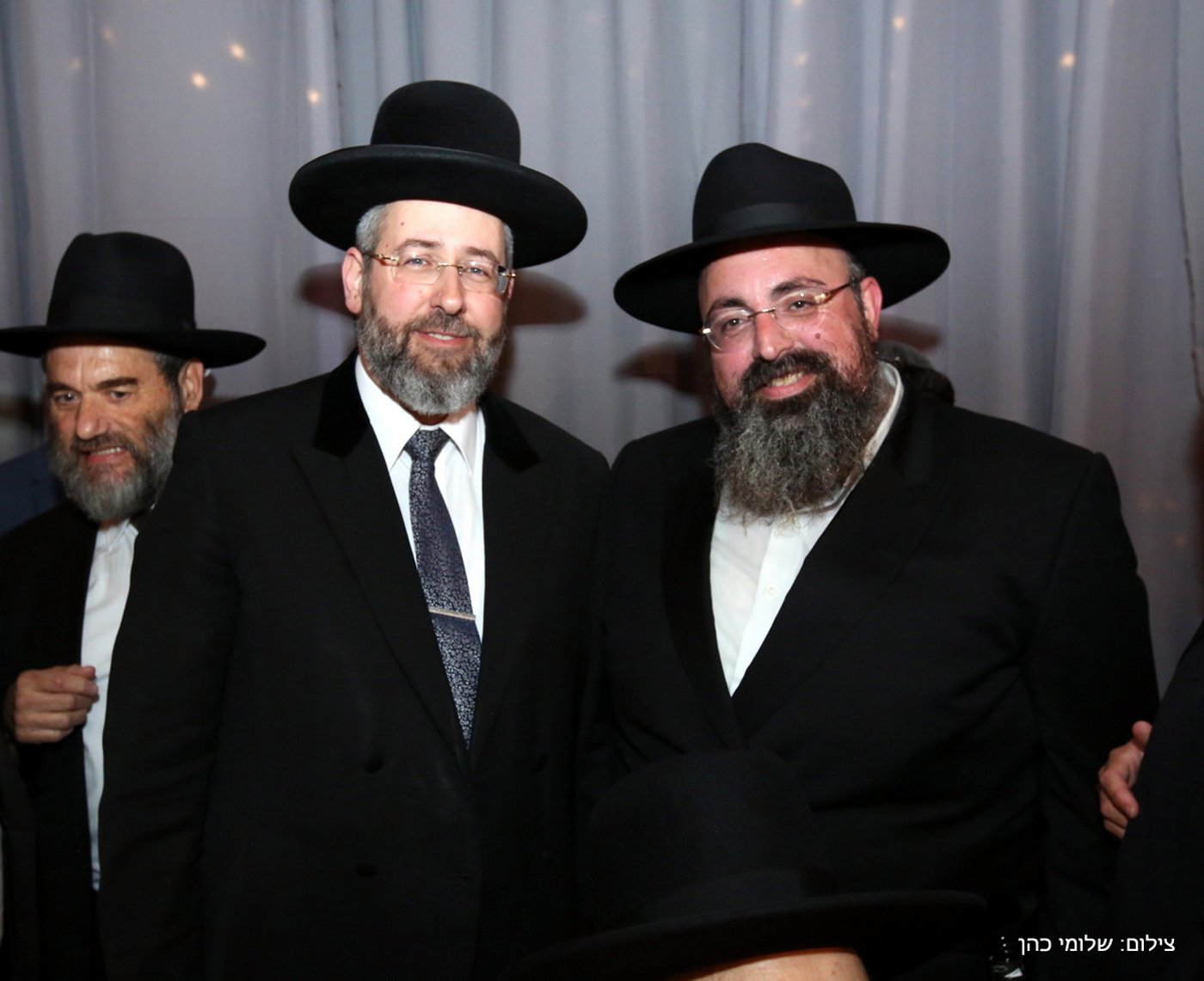 יוסי אליטוב חיתן וכולם התייצבו לברך • צפו