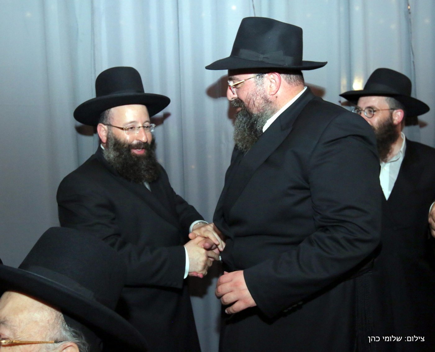 יוסי אליטוב חיתן וכולם התייצבו לברך • צפו