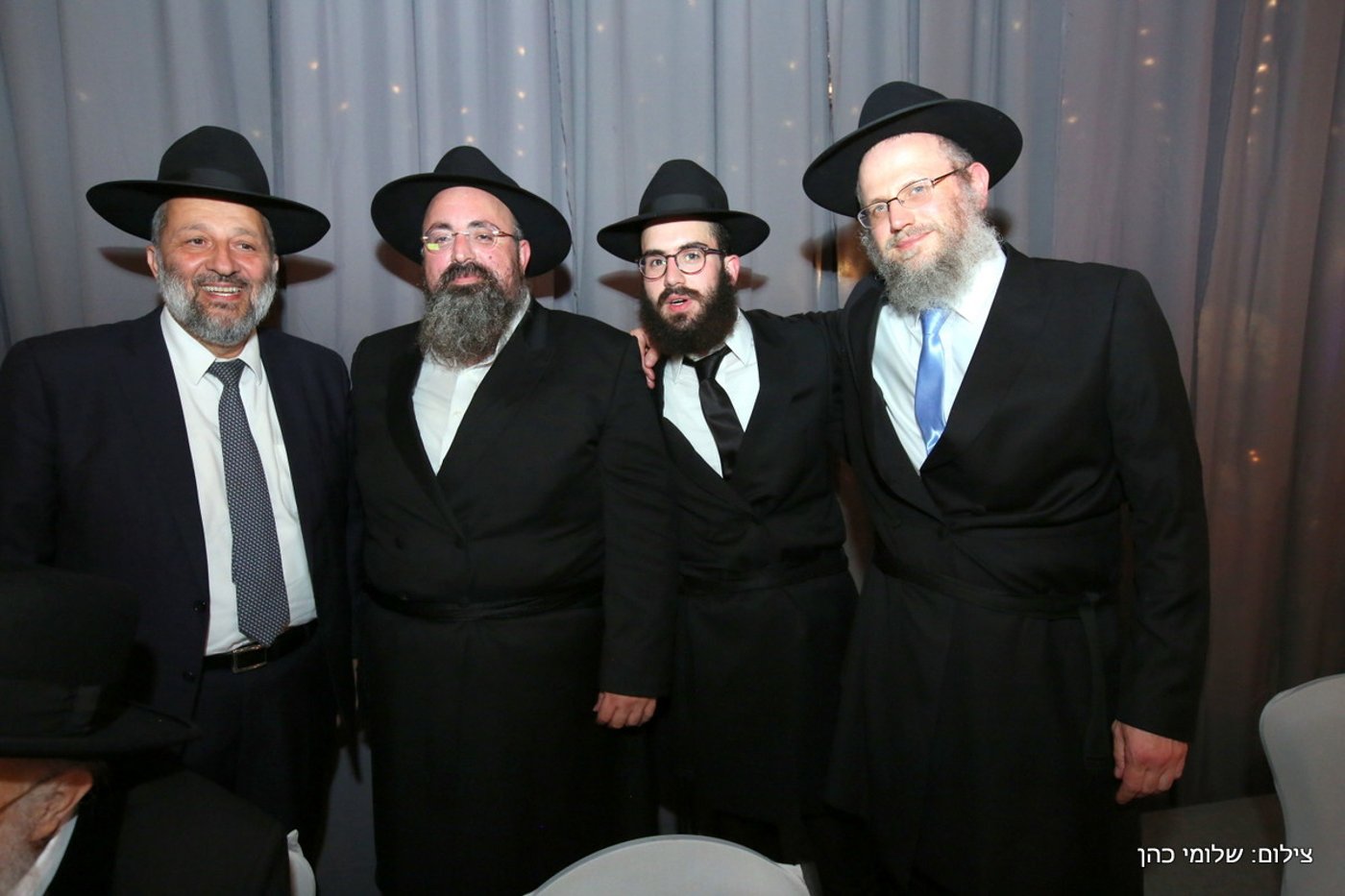 יוסי אליטוב חיתן וכולם התייצבו לברך • צפו