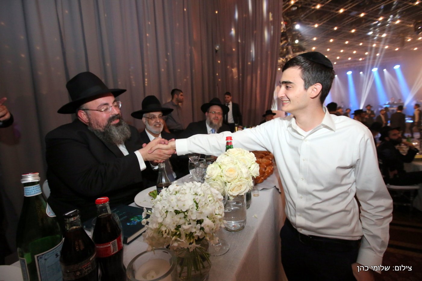 יוסי אליטוב חיתן וכולם התייצבו לברך • צפו