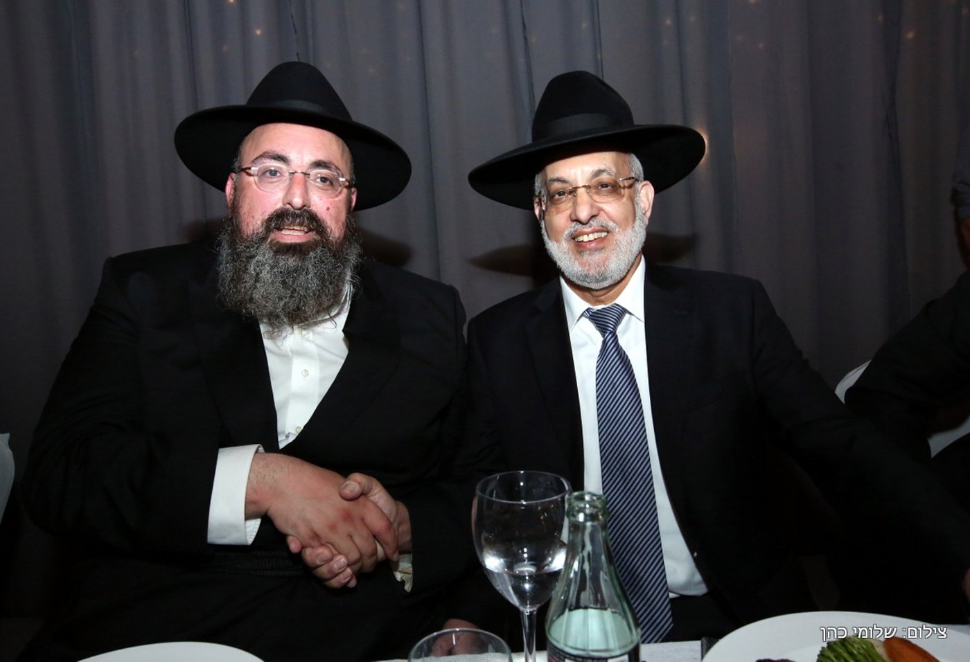 יוסי אליטוב חיתן וכולם התייצבו לברך • צפו