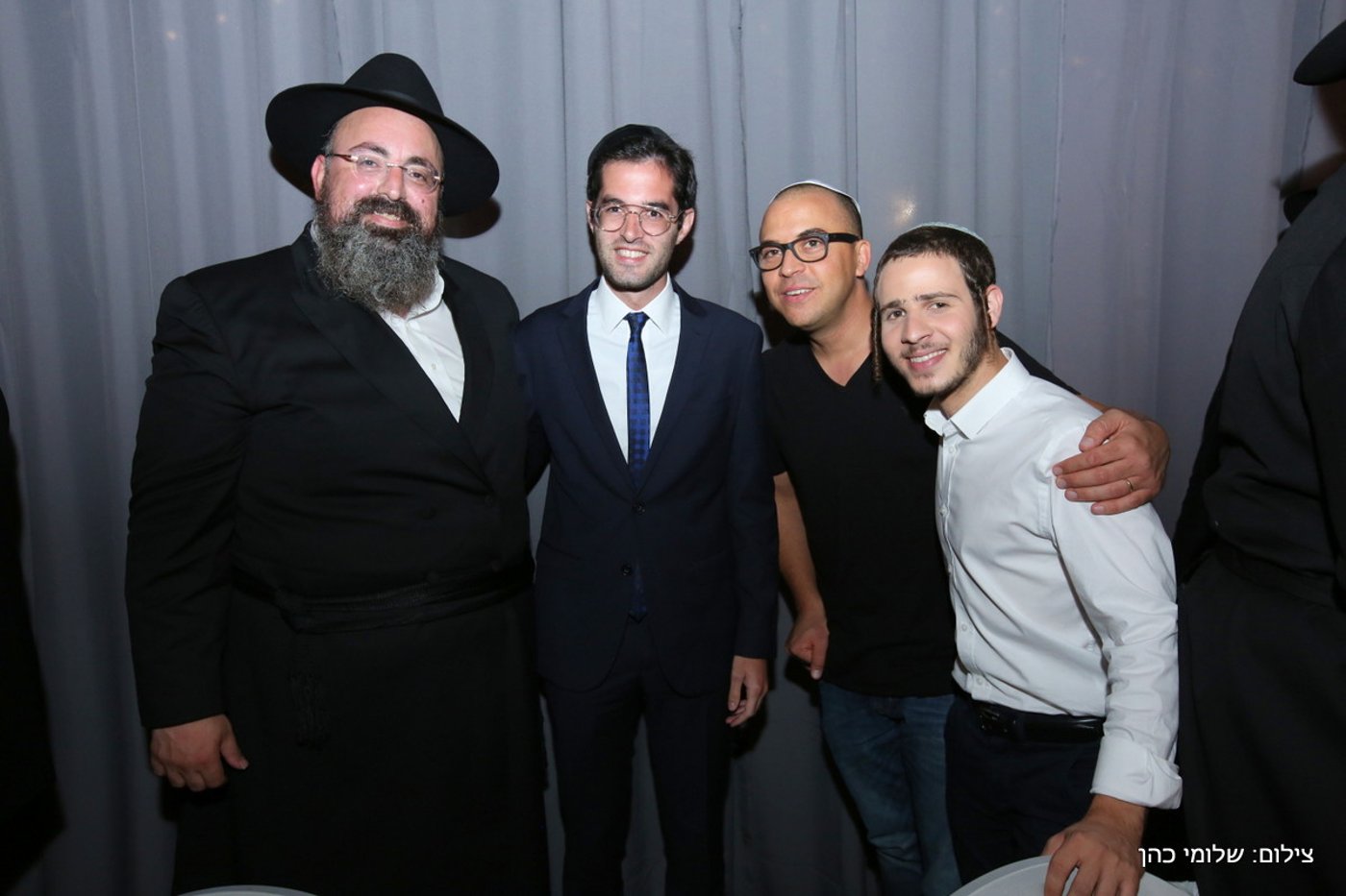 יוסי אליטוב חיתן וכולם התייצבו לברך • צפו