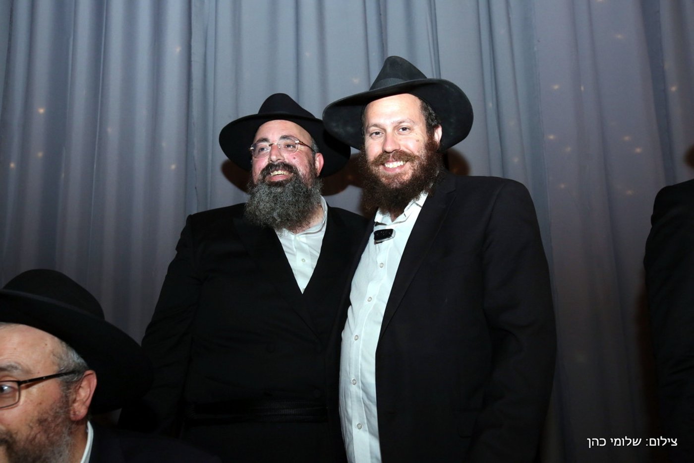 יוסי אליטוב חיתן וכולם התייצבו לברך • צפו