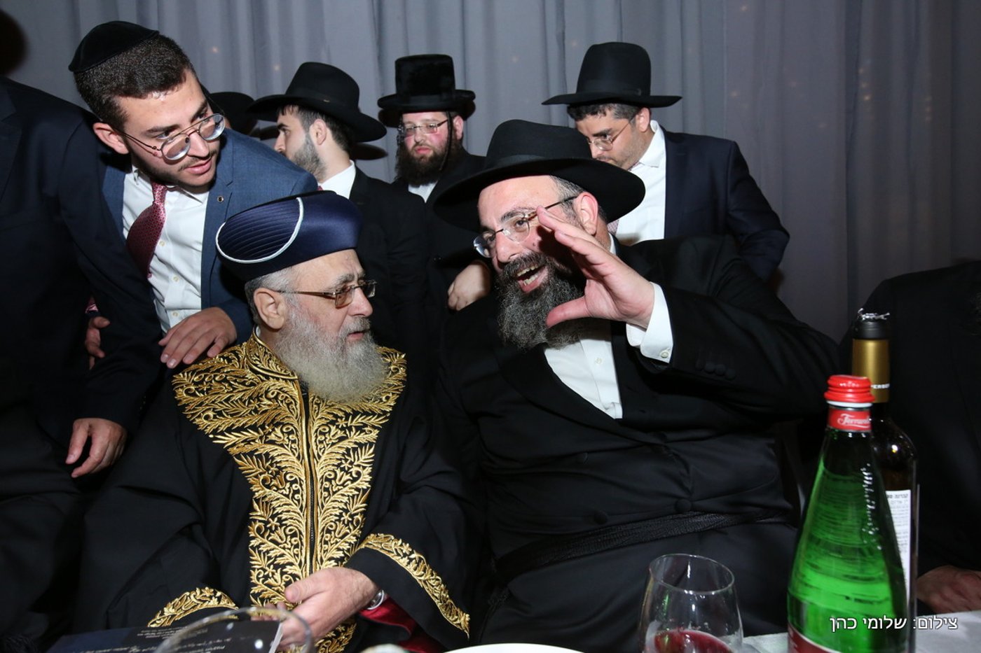 יוסי אליטוב חיתן וכולם התייצבו לברך • צפו