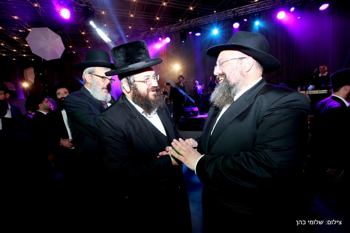 יוסי אליטוב חיתן וכולם התייצבו לברך • צפו