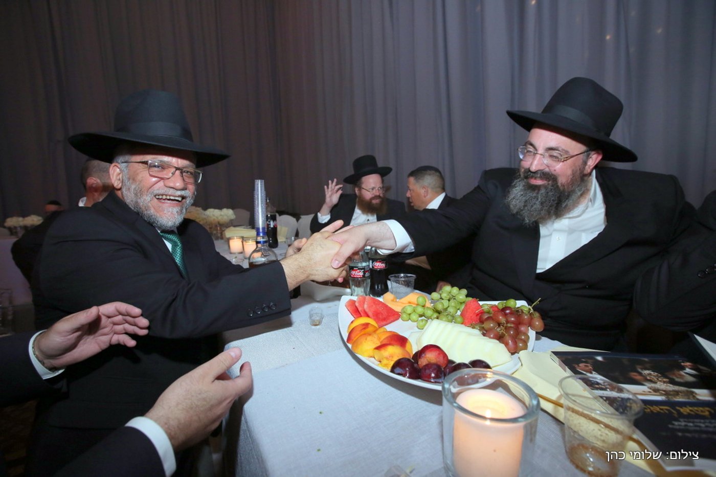 יוסי אליטוב חיתן וכולם התייצבו לברך • צפו
