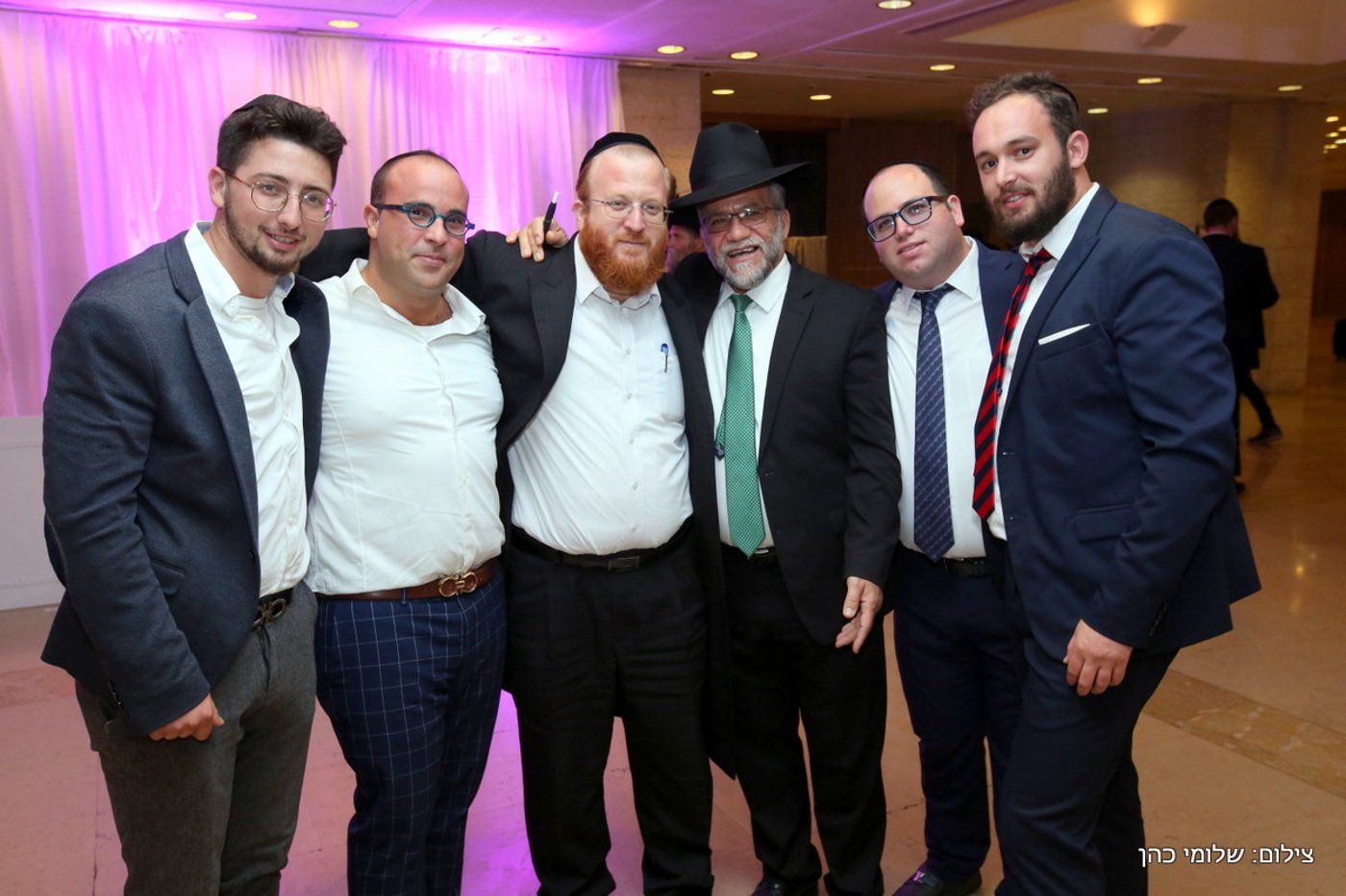 יוסי אליטוב חיתן וכולם התייצבו לברך • צפו