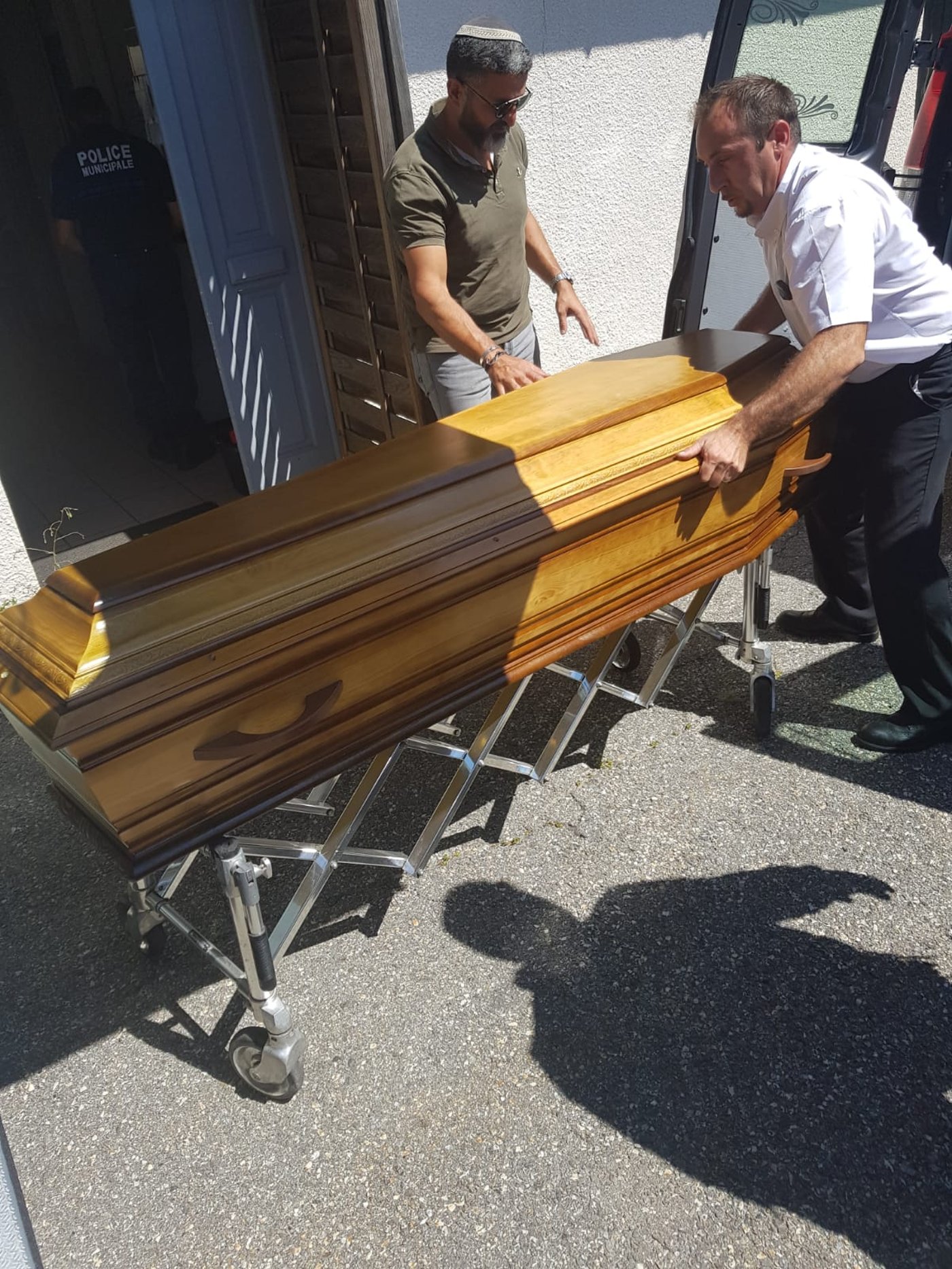 ארונה של יעל בסיס ע"ה יוטס הערב ארצה; "רגעים קשים"