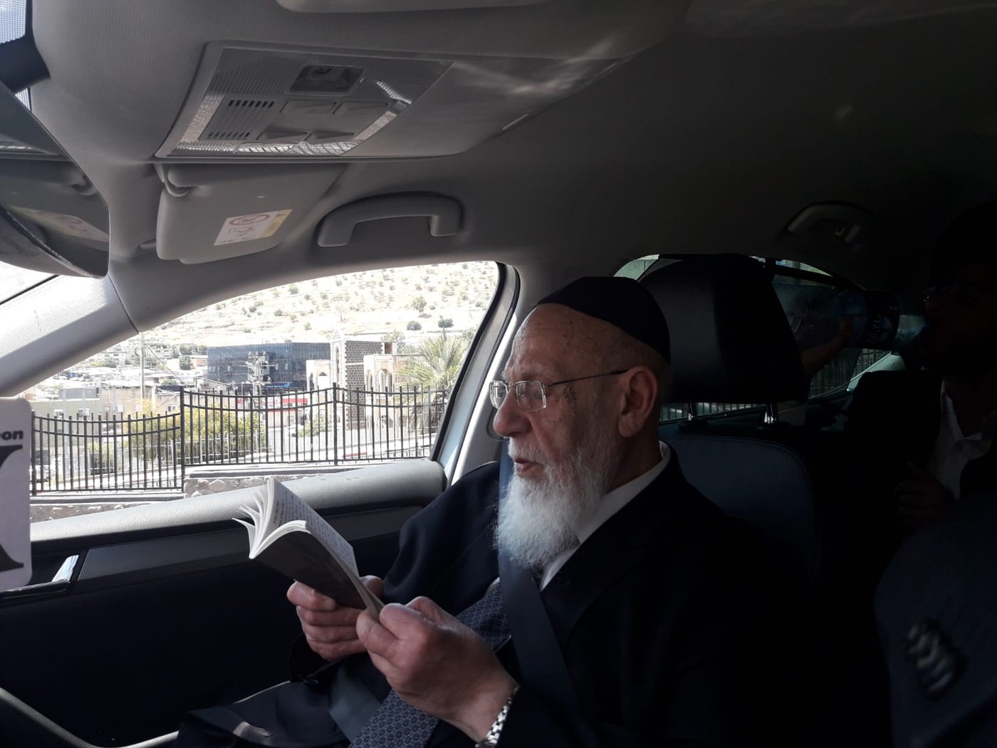 כך נראים ימי 'בין הזמנים' של נשיא המועצת הגר"ש כהן